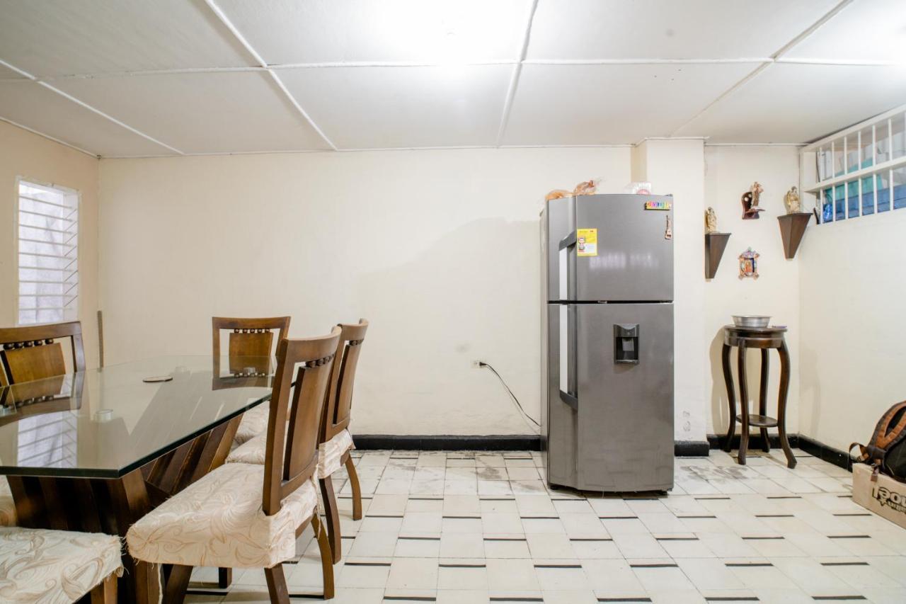Habitacion Privada En Casa De Mis Padres Barranquilla  Kültér fotó