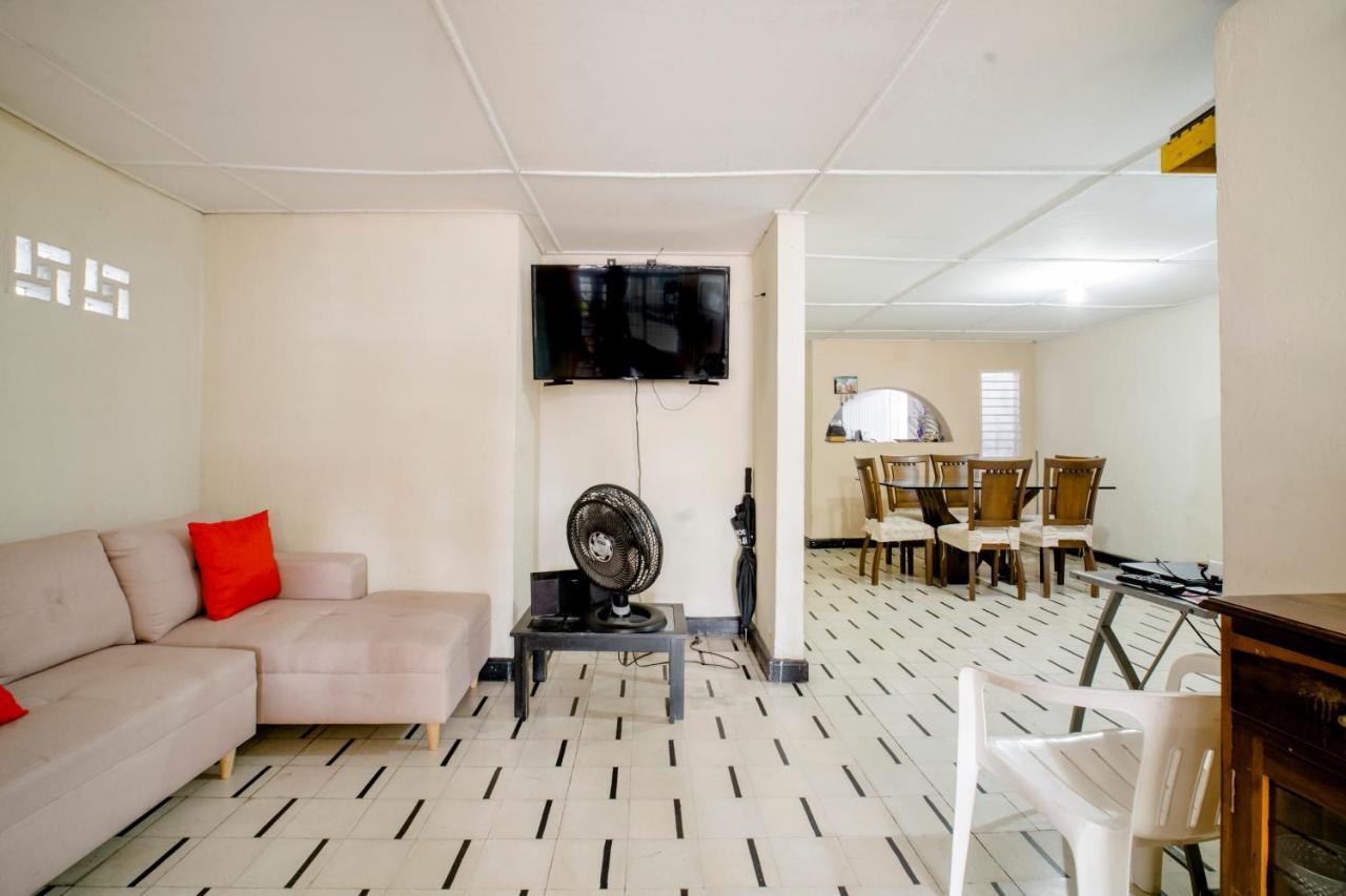Habitacion Privada En Casa De Mis Padres Barranquilla  Kültér fotó